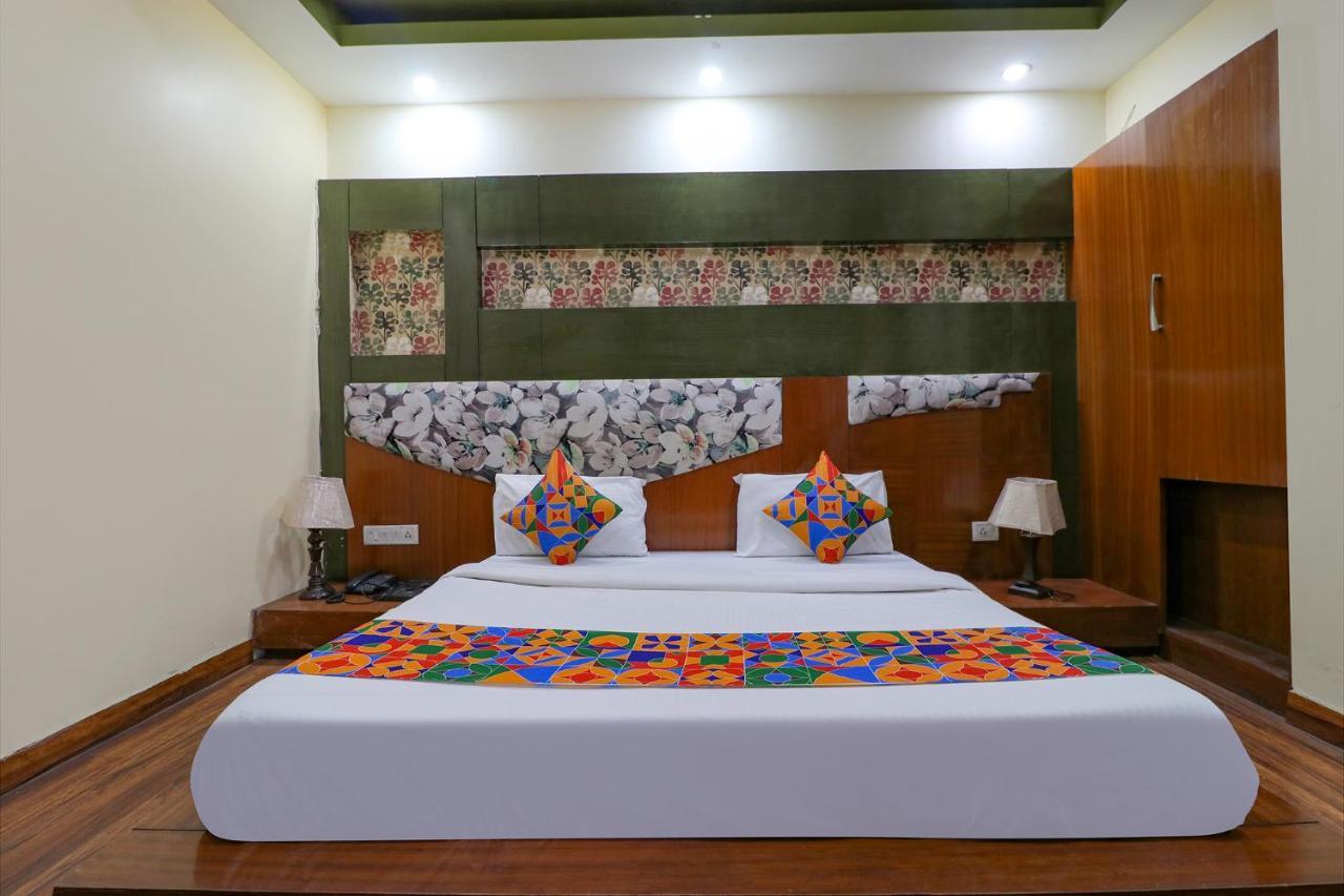 Staybook Hotel Aira New Delhi Railway Station Paharganj Dış mekan fotoğraf