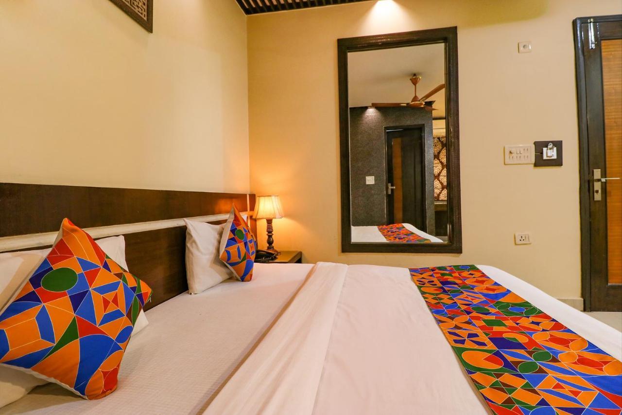 Staybook Hotel Aira New Delhi Railway Station Paharganj Dış mekan fotoğraf
